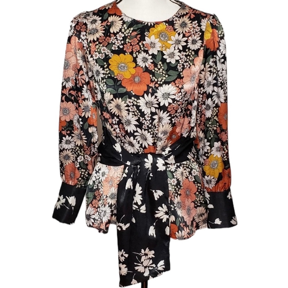 ZARA Ditzy Floral Flutter Tie Blouse Long Sleeve Size XS lightweight top‎ GUC